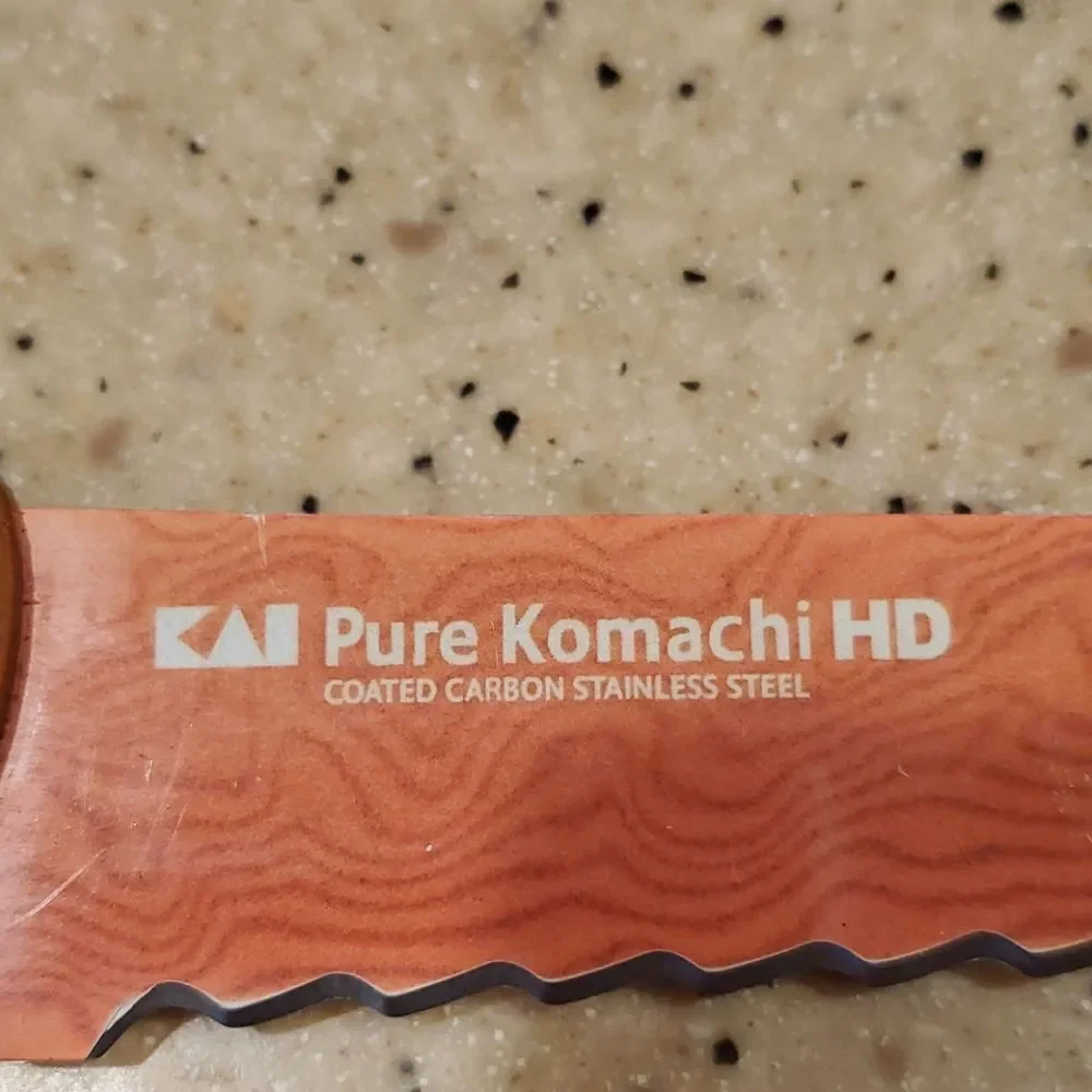 Kai Pure Komachi Serrated Bread Knife